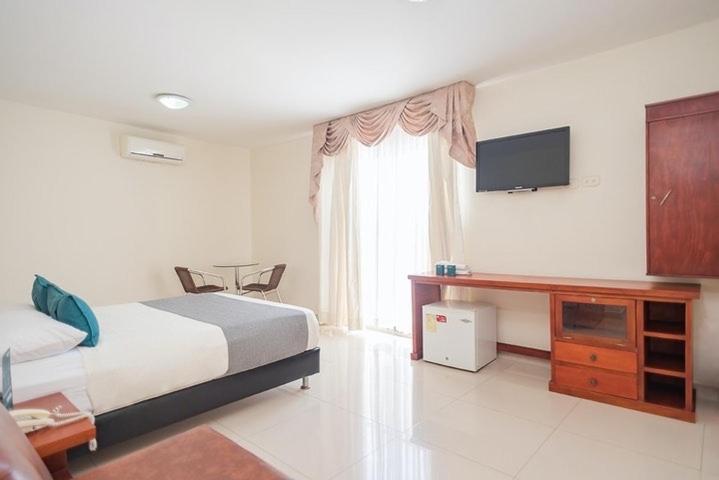 Hotel Rivera Del Mar Баранкила Екстериор снимка