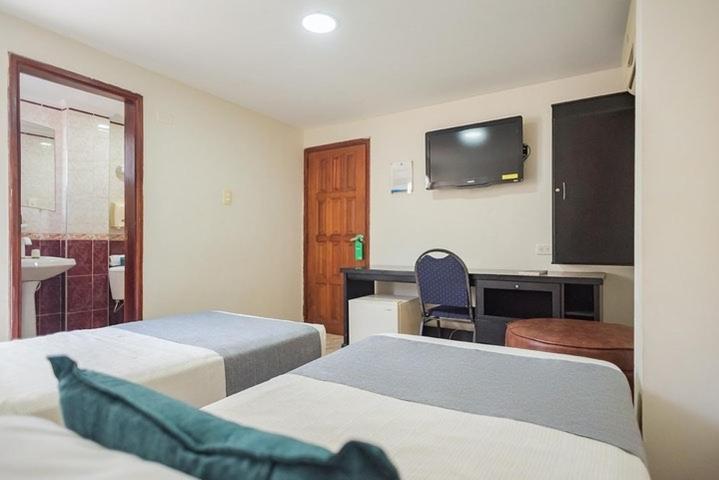 Hotel Rivera Del Mar Баранкила Екстериор снимка